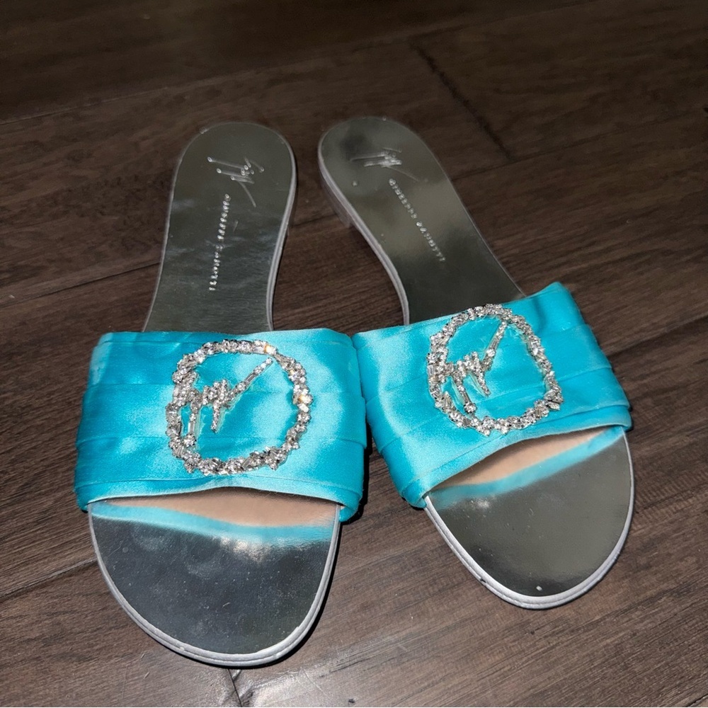 Giuseppe Zanotti Elegant Turquoise Slide Sandals